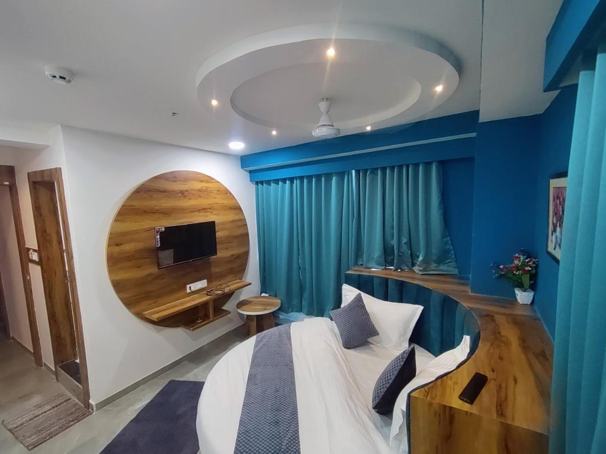 Hotel Lee Park Ahmedabad Exterior photo