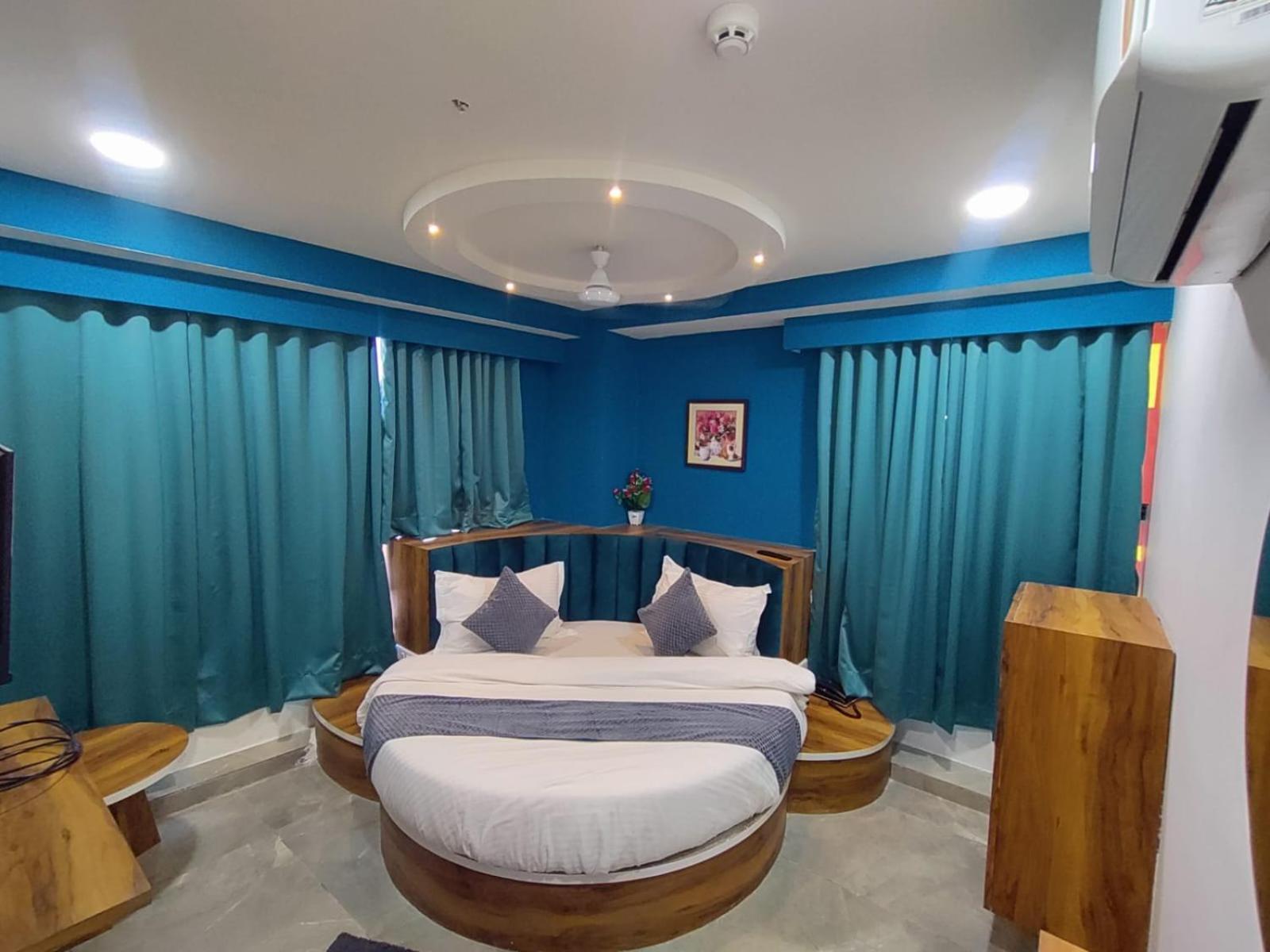 Hotel Lee Park Ahmedabad Exterior photo